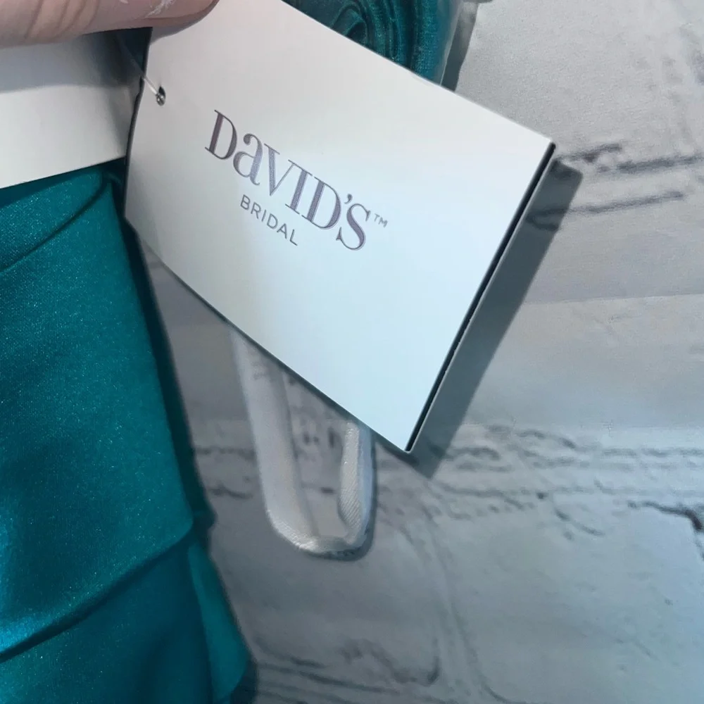 BRAND NWT David’s Bridal Oasis Turquoise Polyester Long Bridal Dress size 2 - Picture 9 of 16